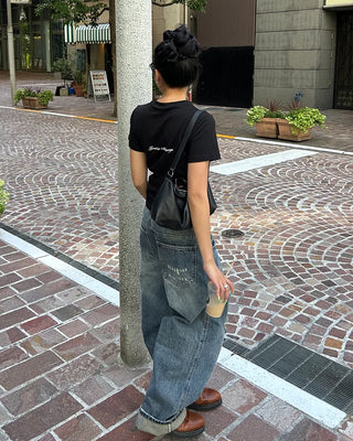 [1st Re-release] (ORIGINAL) Strawberry Lettering Slim T-Shirt