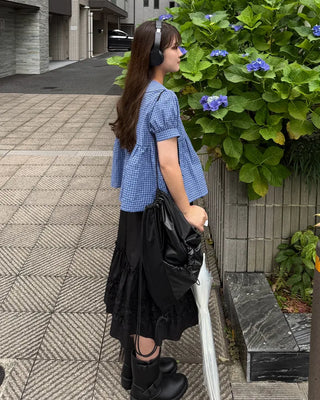 Round collar short-sleeved blouse