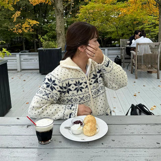 Snowflake Pattern Zip Knit