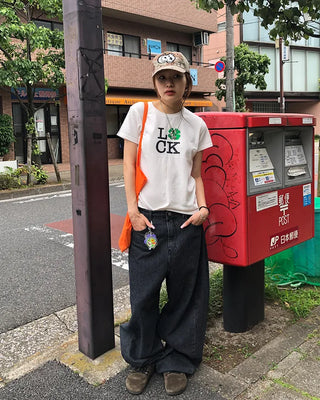 (ORIGINAL) Lucky Glow Clover T-Shirt