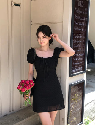 Punching Ribbon Dress