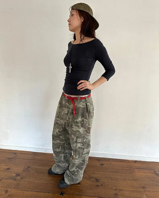 Boat neck cropped sleeve cut and sew