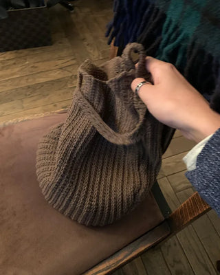 Knitted shoulder bag