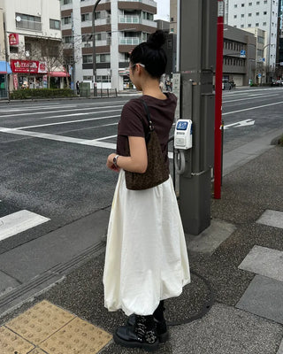 Elastic waist balloon nylon skirt