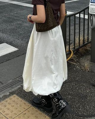 Elastic waist balloon nylon skirt