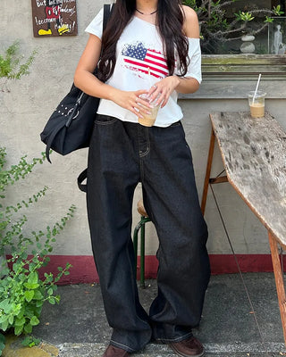 Back pocket stitch wide rigid denim pants