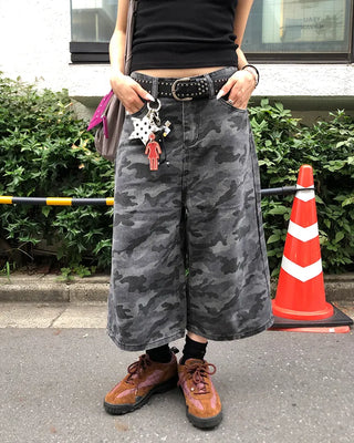 Camouflage flap pocket Bermuda denim pants