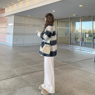 Wide-leg knit pants with elastic waistband