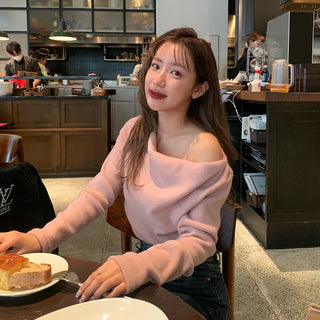 Drape Off-Shoulder Fleece T-Shirt