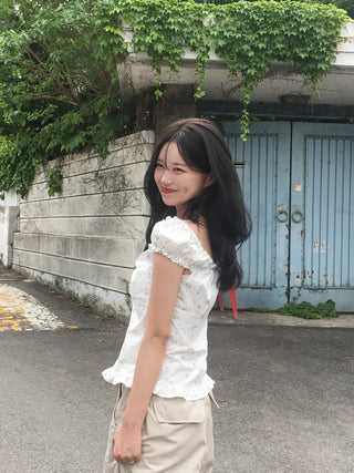 Flower frill blouse