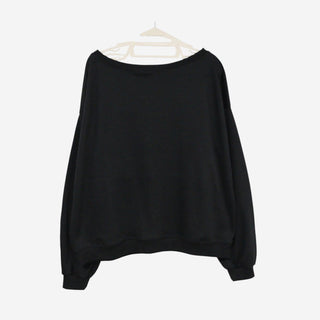 One-shoulder long-sleeve T-shirt