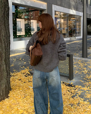 Button-collar long-sleeved knit