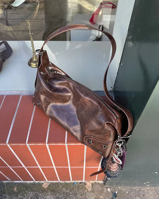 Vintage leather one-shoulder square bag