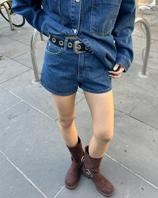 Short denim pants with hip patch pockets