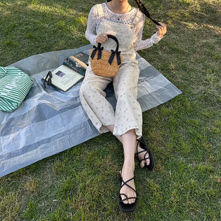 Two-ribbon basket bag