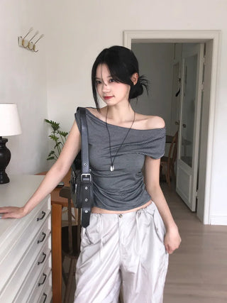 Striped one-shoulder T-shirt