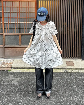 Dot pattern shirred short-sleeved dress