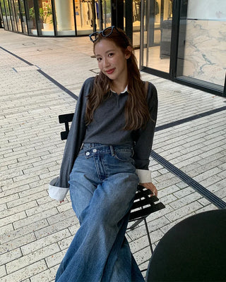 Two-tone simple V-neck knit