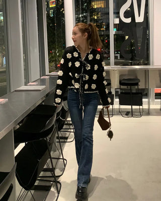 Big Flower Point Knit Cardigan
