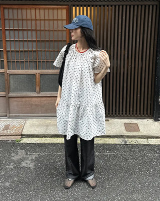 Dot pattern shirred short-sleeved dress