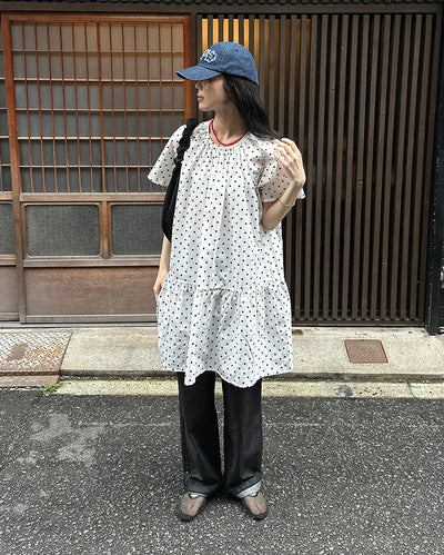 Dot pattern shirred short-sleeved dress