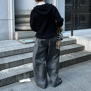 Wide-leg slacks with side pleats
