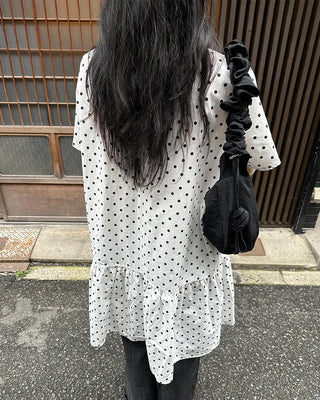 Dot pattern shirred short-sleeved dress
