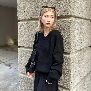 V-neck oversized knit