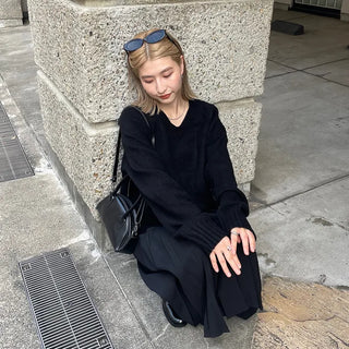 Half-moon shoulder bag