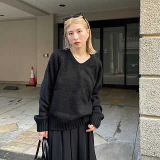 V-neck oversized knit