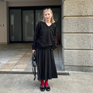 V-neck oversized knit