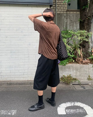 Knit collar button short-sleeved shirt