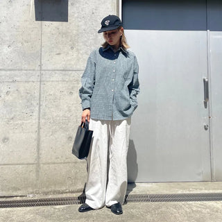 Checked collar shirt
