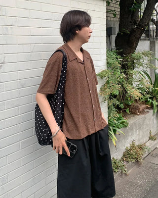 Knit collar button short-sleeved shirt