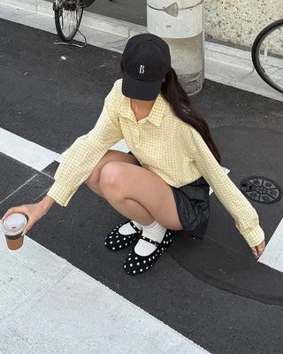 Polka dot strap flat shoes