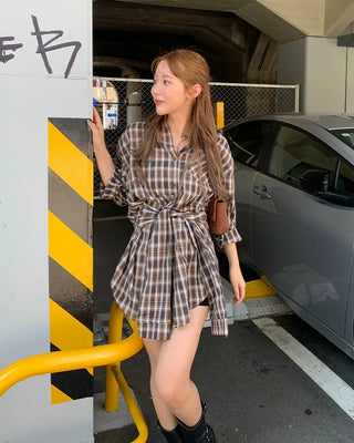 Waist-string check long shirt