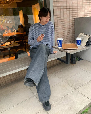 Striped round neck long-sleeved T-shirt