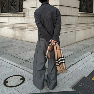 Wide-leg slacks with side pleats