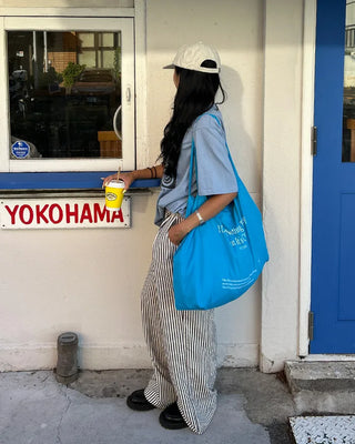 Lettering Square Big Tote Bag