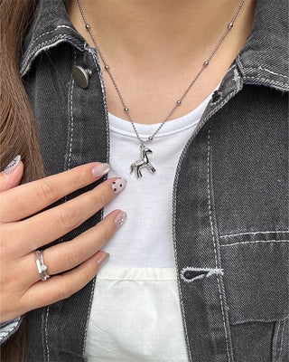 Horse pendant necklace