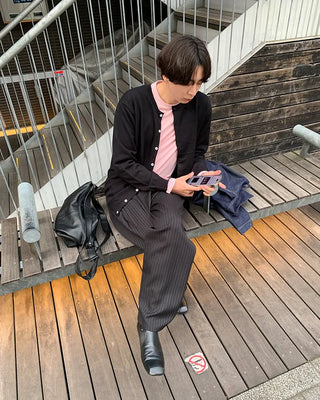 Striped keyring pleated banding slacks