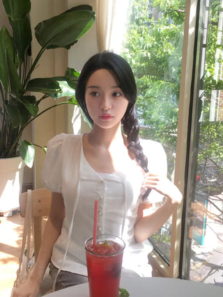 Ribbon tie striped blouse