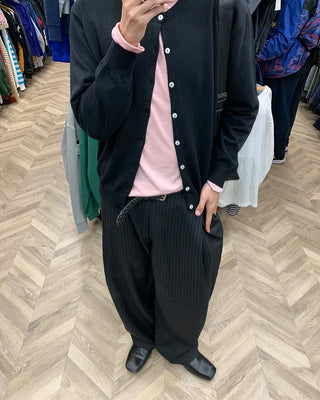 Striped keyring pleated banding slacks