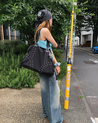 Monochrome Poika Dot Scarf