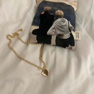 Heart pendant necklace