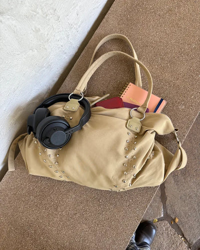 Double rivet line shoulder bag