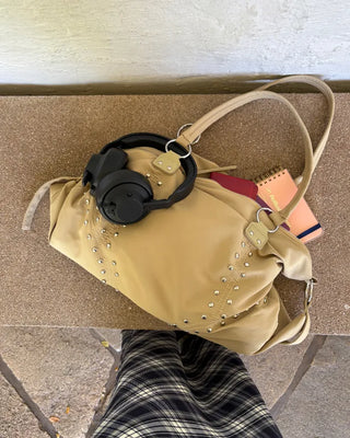 Double rivet line shoulder bag