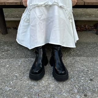 Slit-line platform boots