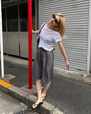 See-through off-shoulder cap t-shirt