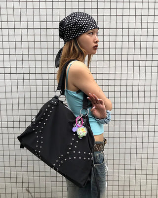 Double rivet line shoulder bag